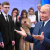 Почему они не делают как Путин?