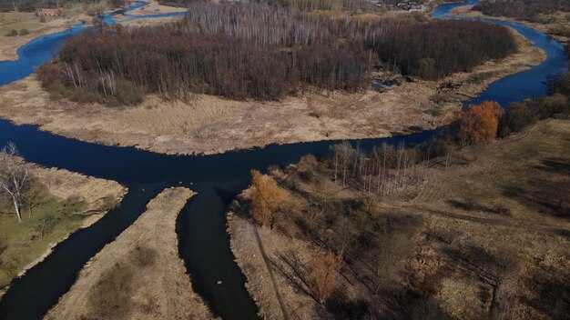 Изменения течения и уровень воды